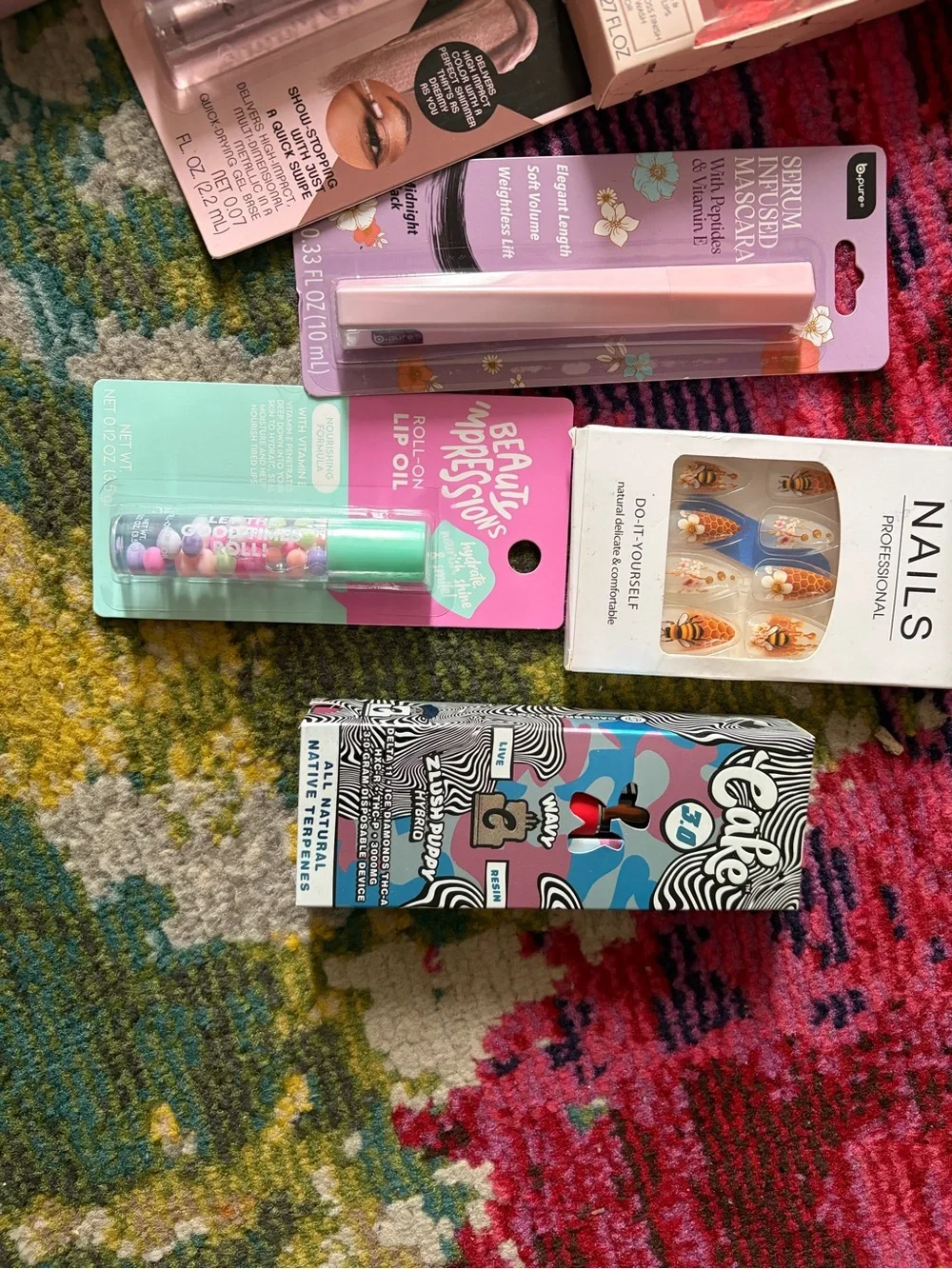 Assorted Women’s Makeup Set – Pink and Purple Shades + Cake